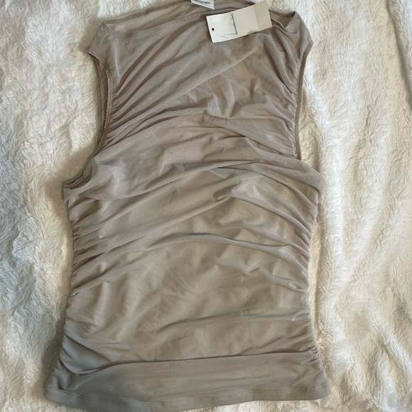 NWT 🏷️ ABERCROMBIE AND FITCH BLOUSE - Picture 2 of 3